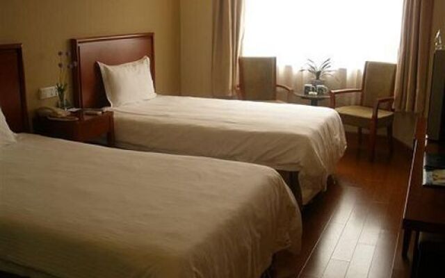 GreenTree Inn Chongqing Xiejiawan Hotel