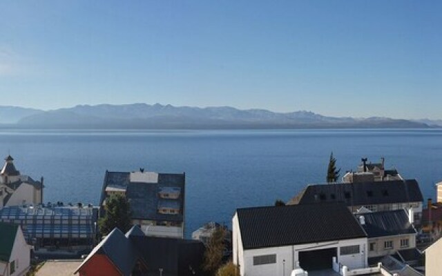 Luxury 2Bed 1Bath Great Lake Views - SM3