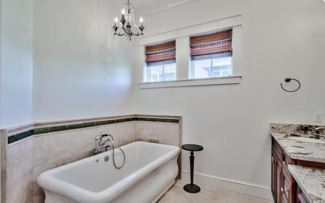 Soggy Dollar 255 Winston Lane