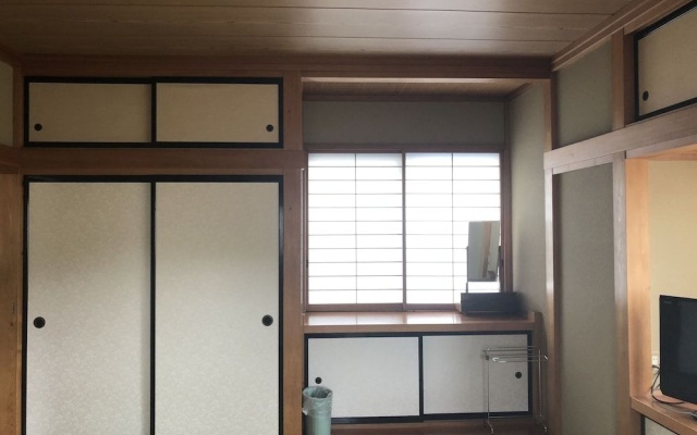 Haranoya – Guest Rooms – Oshino