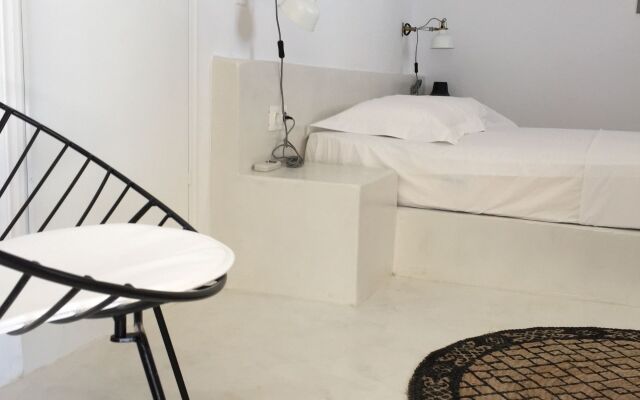 Another Island & Island White Antiparos