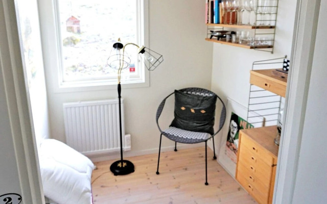 3 Person Holiday Home in Hok