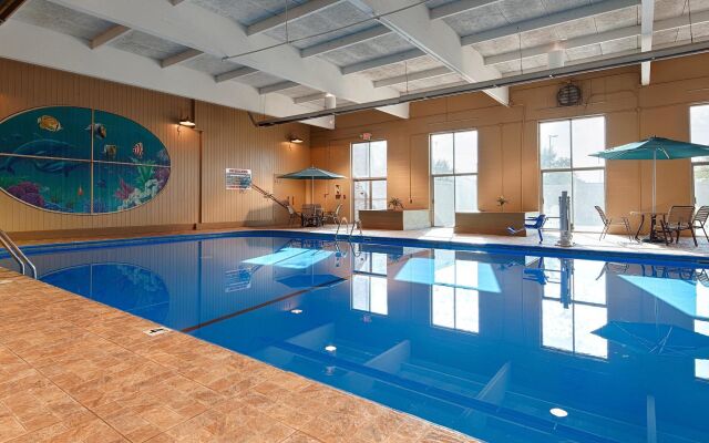 Best Western Crossroads Of The Bluffs