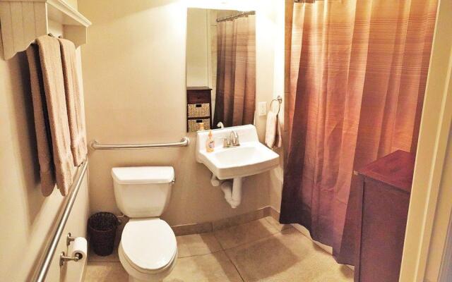 Downtown Luxury Condo at Citifront