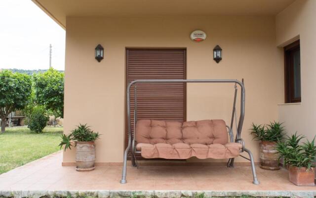 Heraklion Comfy House with Mountain View