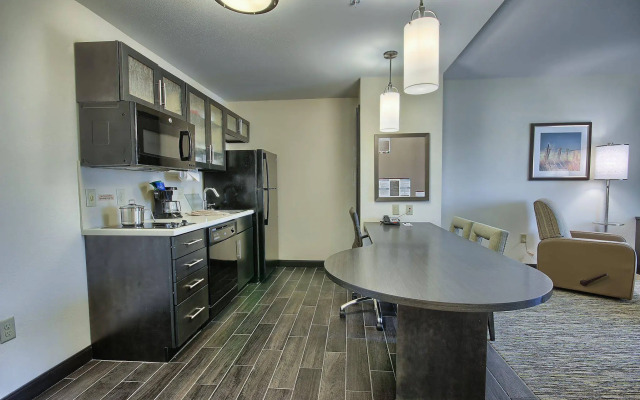 Candlewood Suites Columbus - Grove City by IHG