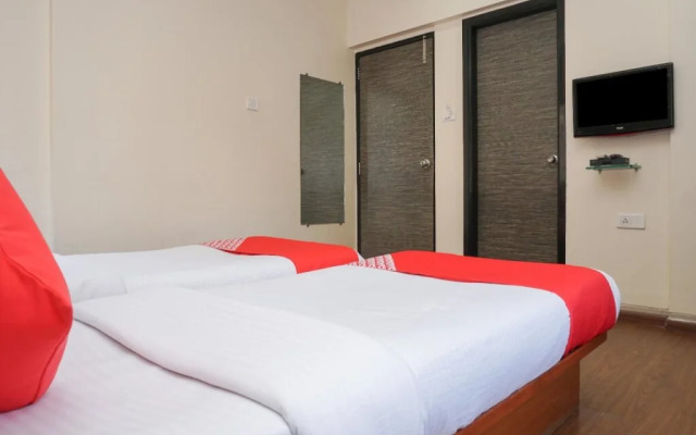 Hotel Silvver Crest By OYO Rooms