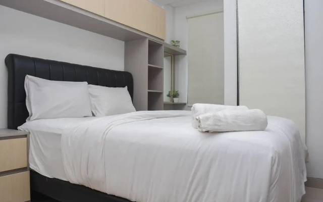 Cozy and Comfort Living Studio at Transpark Cibubur Apartment