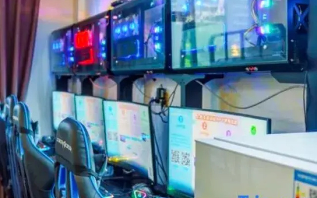 Xiagu E-Sports Hotel (Baoli Plaza)