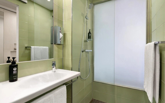 Super 8 by Wyndham Koblenz