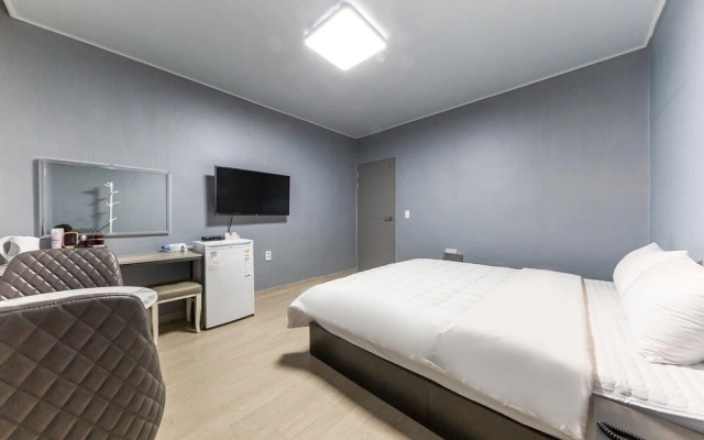 Yeosu Rivera Hotel