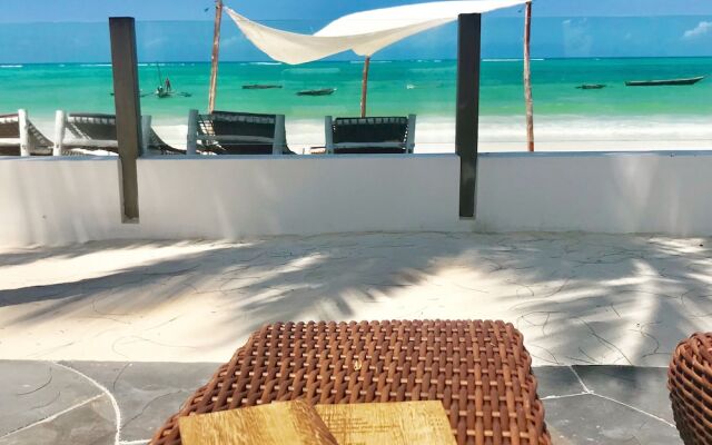 Moja Private Beachfront Suite, Amani Home Zanzibar