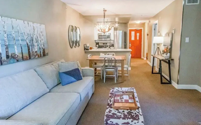 Spacious one Bedroom Suite in Whistler - 532