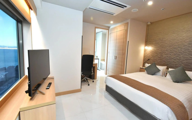 Oriental Suites Airport Osaka Rinku