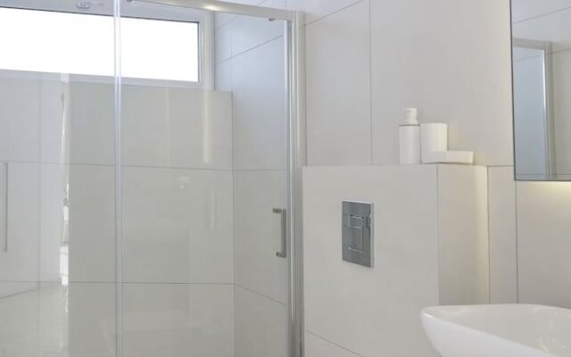 Glory Elite Luxury Home