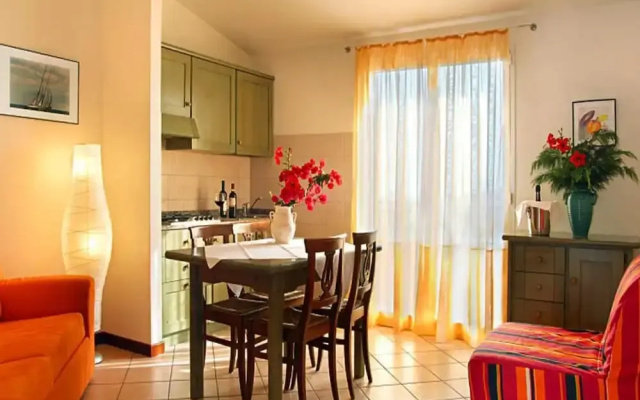 5-guest Apartment in Imperian Olive Grove