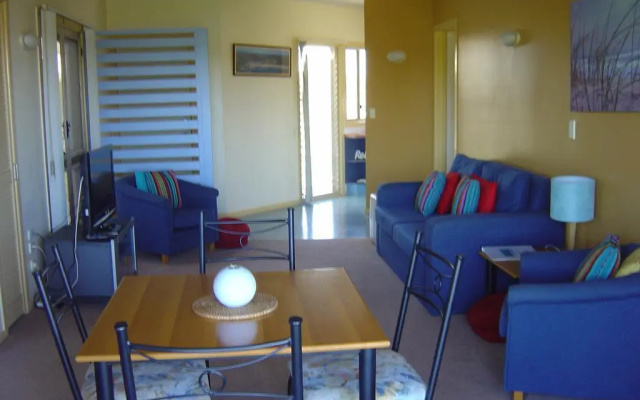 Hastings Cove Apartment – Guest Rooms – Hastings Point