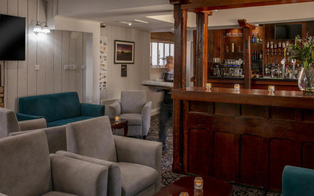 Normanton Park Hotel, Sure Hotel Collection by Best Western