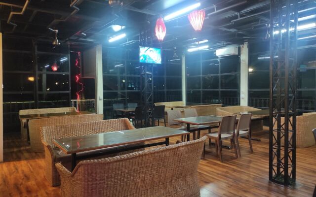 Chang's Resort