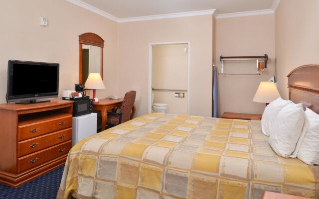 Starlight Inn & Suites Motel 29 Palms Joshua Tree National Park