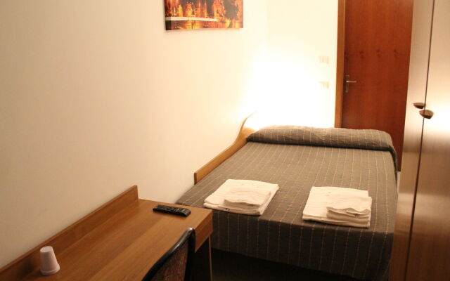 Guest House Brianza Room