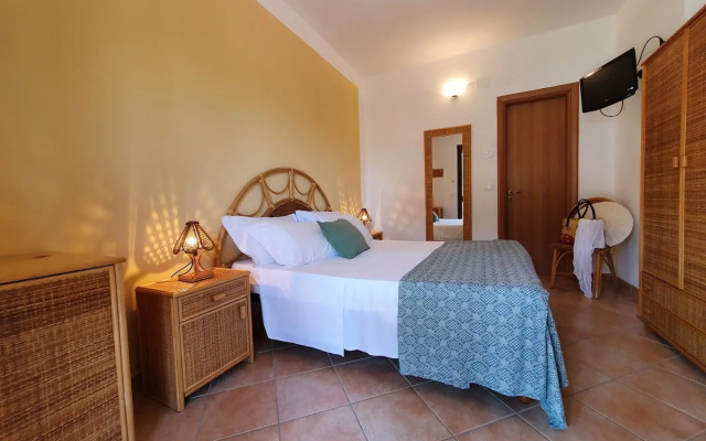 Solone Beach Hotel