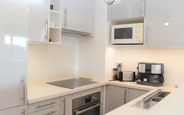 Appartement Le Lavandou, 2 pièces, 4 personnes - FR-1-251-218