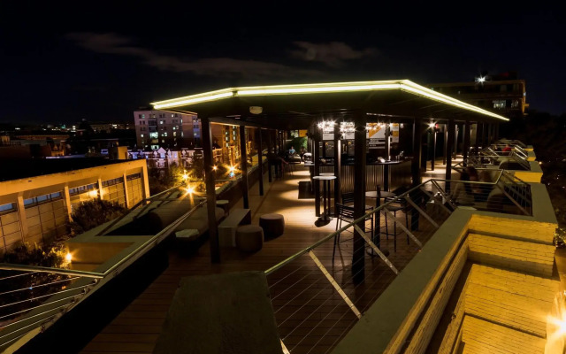 Hotel Hive