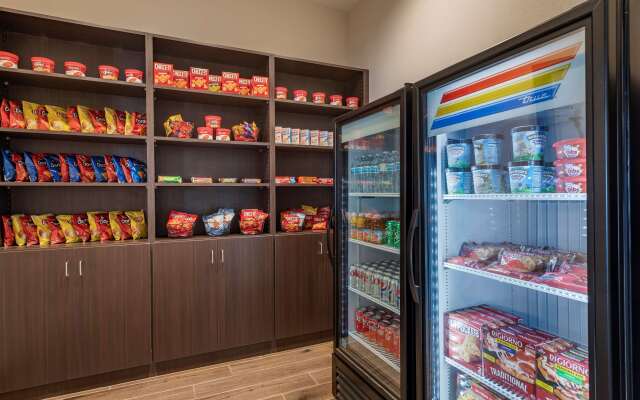 Best Western Plus Coachella Valley Inn & Suites