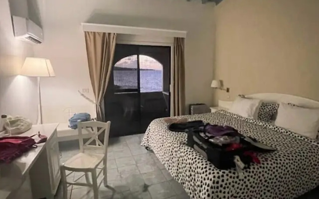 Northshore Seaside Suites