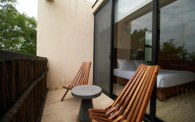 Luxury Penthouse in Aldea Zama, private pool and rooftop, 24 7 security in a gated community