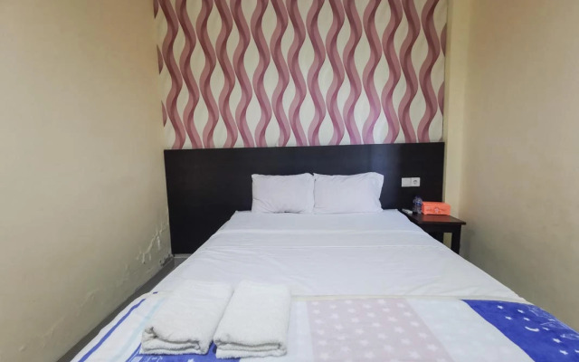 RedDoorz near Kantor PLN Sangatta