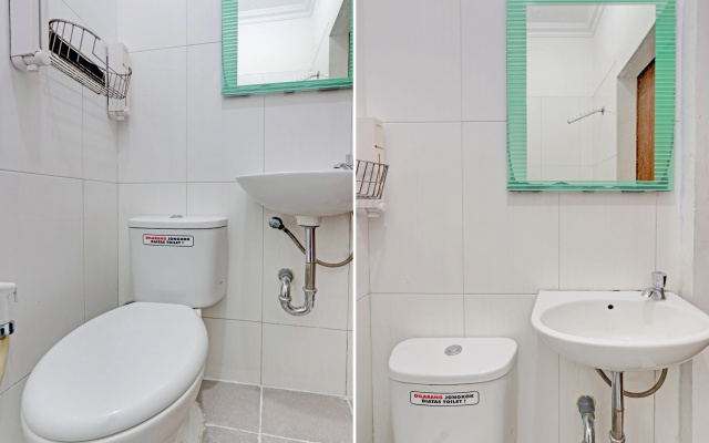 OYO 90426 Near Mall Ciputra 2 – Bathroom – Semarang