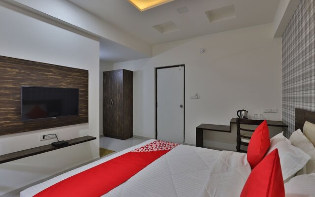 Dev Orchid By OYO Rooms