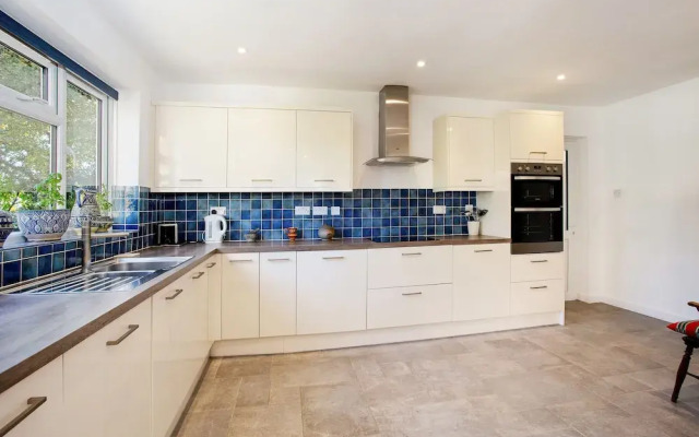 No. 78 Main Road Littleton