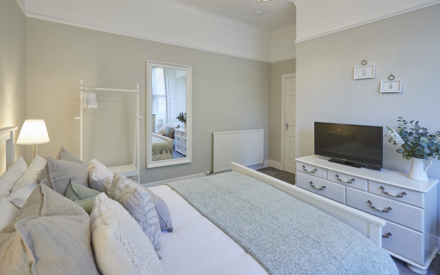 Host Stay Sandpiper Apartment