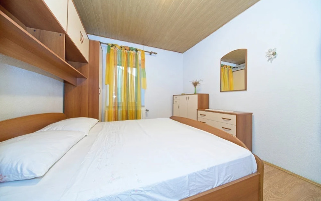 Apartment Diana Postira / Two Bedroom A1