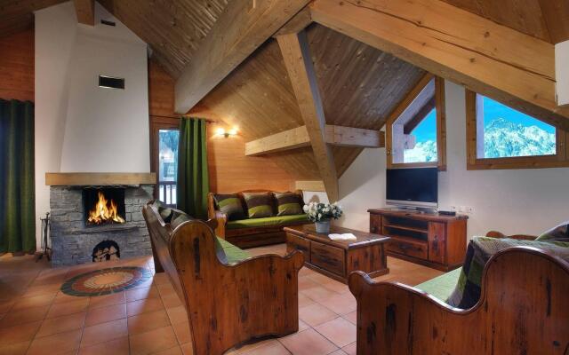 Chalet des Neiges Oz en Oisans Hotel