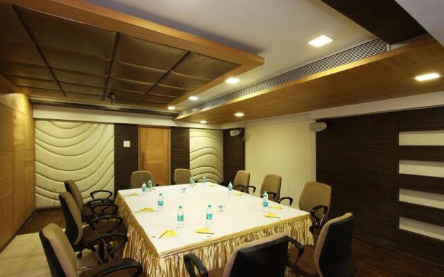 Keys Select by Lemon Tree Hotels, Nestor, Mumbai