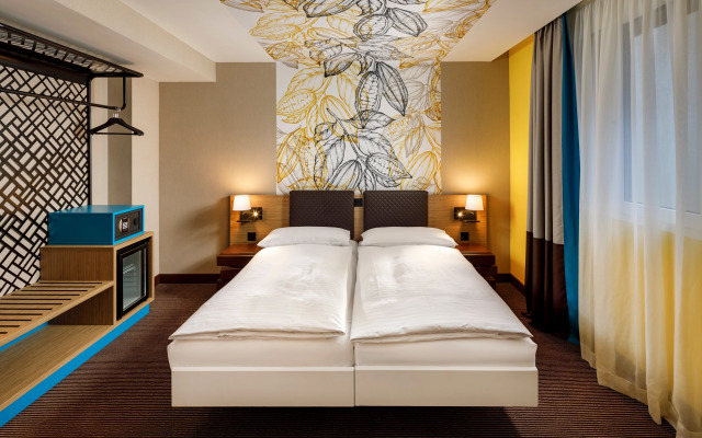 Swiss Chocolate Lausanne by Fassbind