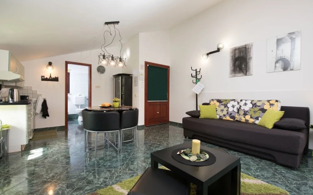 Stylish Lovran Sea View Apartments