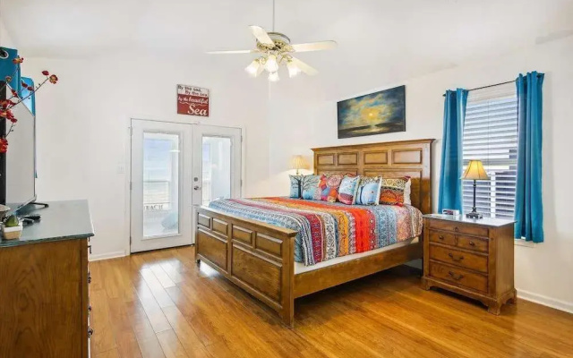 Pelican Path by Ryson Vacation Rentals