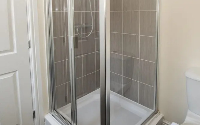 Kennedy House by Your Lettings UK