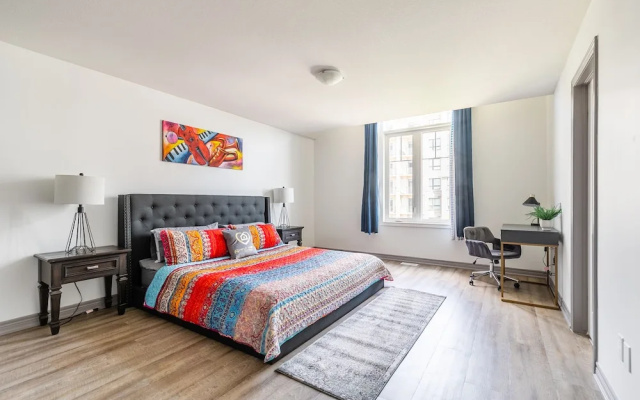 GLOBALSTAY. Waterfront 5BR Townhouse. Private HOT TUB, Gym, Sauna