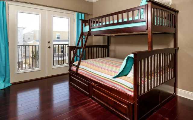 Sunset Serenity - By The Sea