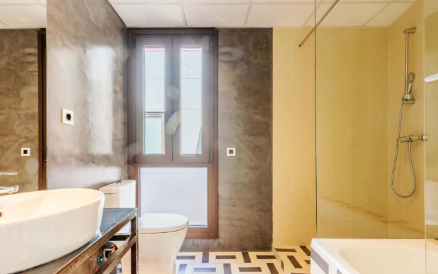 Mit House Madville En Madrid