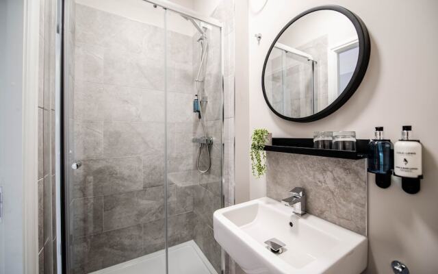 Karah Suites - Leeds Luxury Apartments
