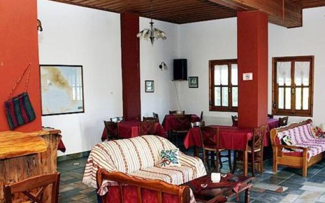 Guesthouse Rousis