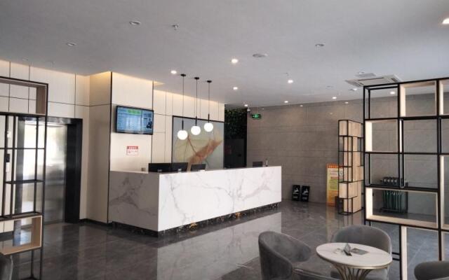 Green Tree Inn Qinzhou Qinbei People's Hospital