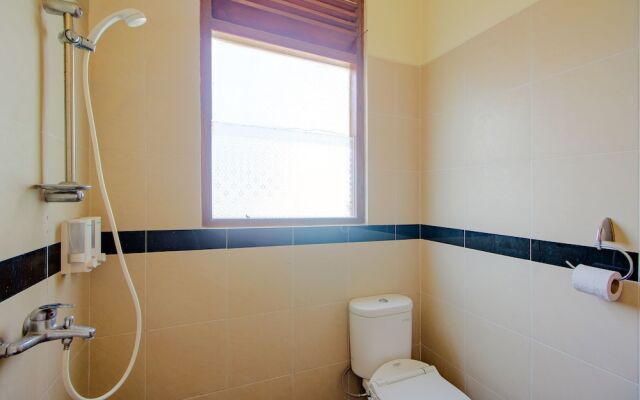 Griya Joglo Homestay by Oyo Rooms